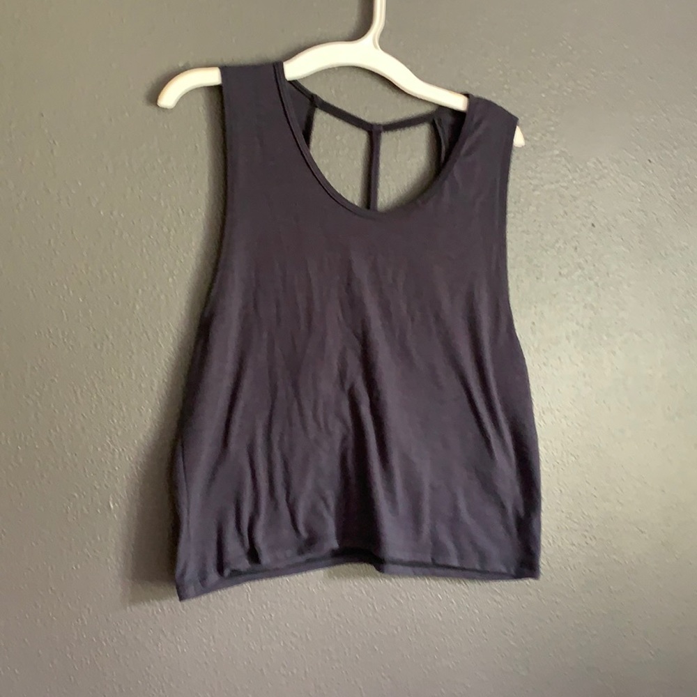 Onzie cut out tank